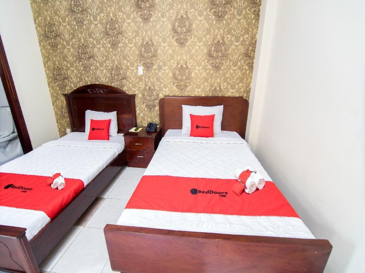 Reddoorz Near 23Rd September Park Cidade de Ho Chi Minh Exterior foto